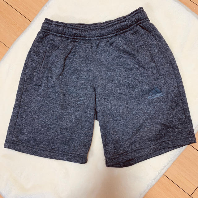 adidas(アディダス)の セール‼️adidas★ボーイズショートパンツ★140cm★climalite キッズ/ベビー/マタニティのキッズ服男の子用(90cm~)(パンツ/スパッツ)の商品写真