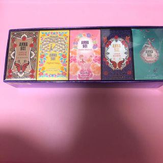 アナスイ(ANNA SUI)のアナスイミニチュアセットチロリンゴン様専用3月1日迄(香水(女性用))