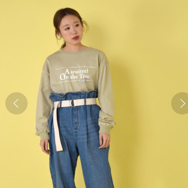 w closet(ダブルクローゼット)のw closet ロゴプリント入りロンT ピスタチオ レディースのトップス(Tシャツ(長袖/七分))の商品写真