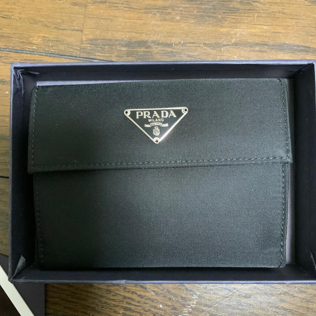 PRADA(プラダ)のPRADA M523 新品未使用 レディースのファッション小物(財布)の商品写真