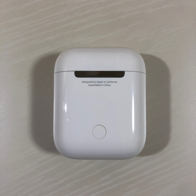 Apple(アップル)の【あああ様 専用】AirPods 第2世代 スマホ/家電/カメラのオーディオ機器(ヘッドフォン/イヤフォン)の商品写真