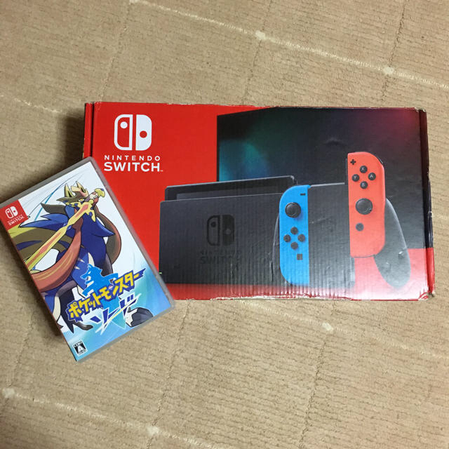 任天堂スイッチ　ポケモンソード　セット