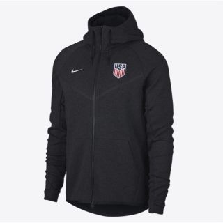 ナイキ(NIKE)の【じんくさん専用】ナイキパーカー アメリカ男子サッカー代表モデル US Mサイズ(マウンテンパーカー)