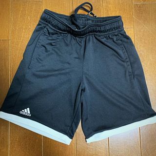 アディダス(adidas)のadidas ハーフパンツ　140 ブラック(パンツ/スパッツ)