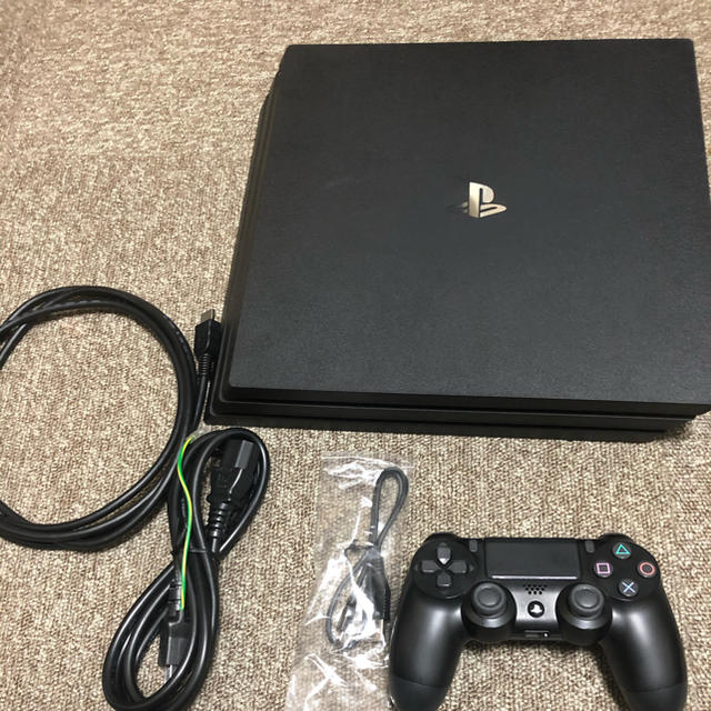 PS4pro ジェットブラック1TB CUH-70008B014 美品！！ - 家庭用ゲーム機本体