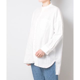 ネストローブ(nest Robe)のnest Robe リネンハイカウントバンドカラーシャツ  オフシロ(シャツ/ブラウス(長袖/七分))