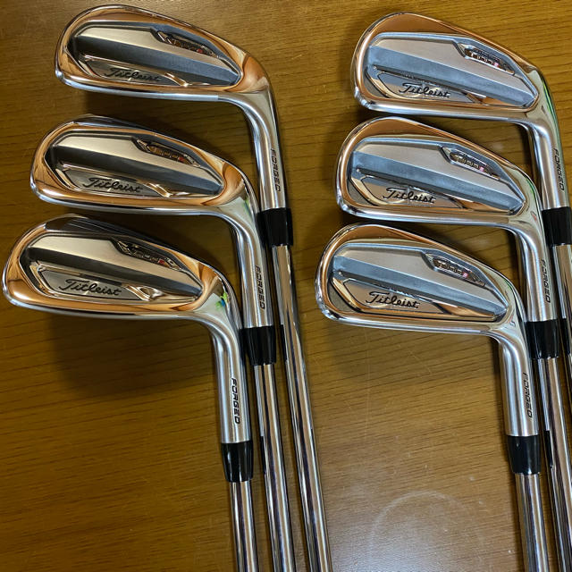 Titleist(タイトリスト)のタイトリストT100Sアイアンモーダス105S スポーツ/アウトドアのゴルフ(クラブ)の商品写真