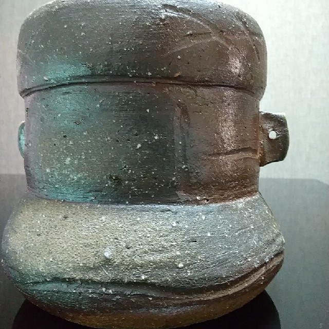 【備前焼 耳付き水指】Bizen ware Mizusashi エンタメ/ホビーの美術品/アンティーク(陶芸)の商品写真