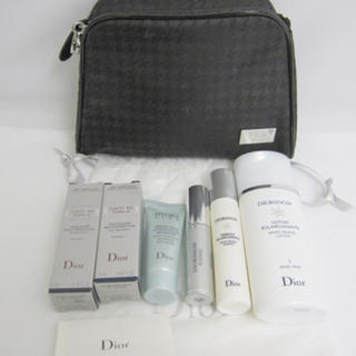 クリスチャンディオール(Christian Dior)の《Dior》基礎化粧品6点セット(化粧水/ローション)