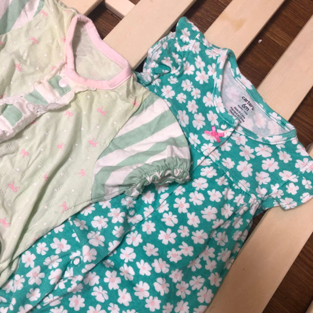 carter's(カーターズ)の【2枚】50〜60cm ロンパース　夏物　赤ちゃん　ベビー服　女の子 キッズ/ベビー/マタニティのベビー服(~85cm)(ロンパース)の商品写真