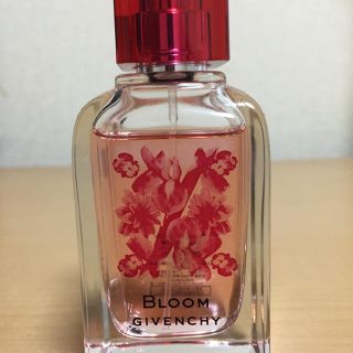 ジバンシィ(GIVENCHY)のGIVENCHYブルームオーデトワレ(香水(女性用))