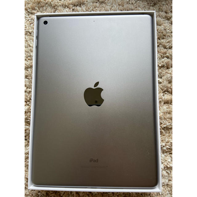 iPad 第6世代　スペースグレイ　美品 32GB