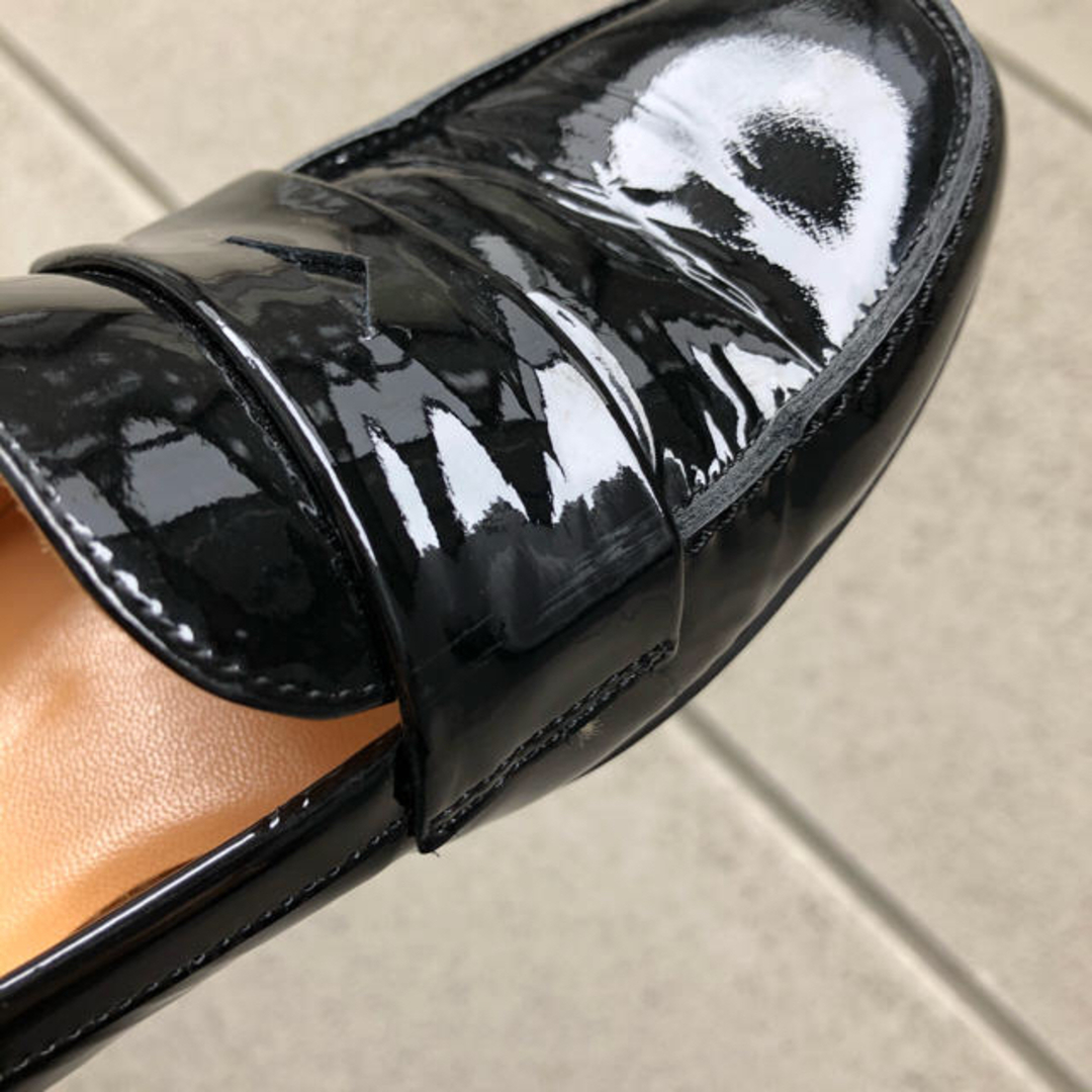 UNITED ARROWS(ユナイテッドアローズ)のUNITED ARROWS  エナメル ローファー レディースの靴/シューズ(ローファー/革靴)の商品写真