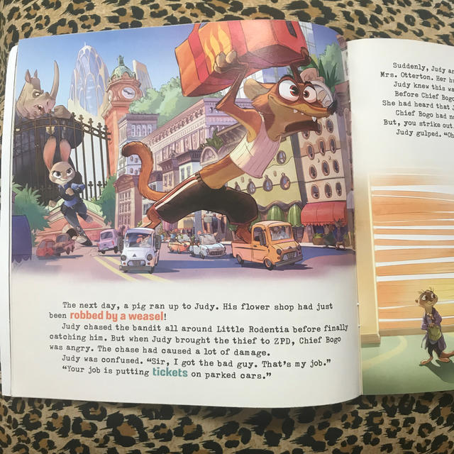 ZOOTOPIA:READ-ALONG STORY BOOK(P W/CD) エンタメ/ホビーの本(洋書)の商品写真