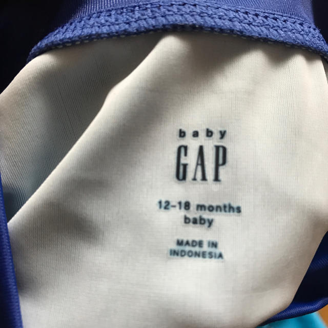 babyGAP(ベビーギャップ)のGAP ベビー水着 キッズ/ベビー/マタニティのベビー服(~85cm)(水着)の商品写真