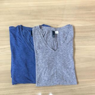 エイチアンドエム(H&M)のH&M VネックTシャツ　2枚セット(Tシャツ/カットソー(半袖/袖なし))