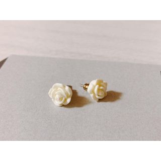 薔薇ピアス(ピアス)