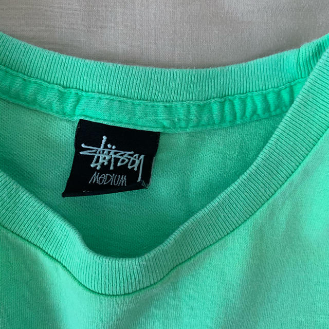 STUSSY(ステューシー)のstussy ネオンロゴT メンズのトップス(Tシャツ/カットソー(半袖/袖なし))の商品写真