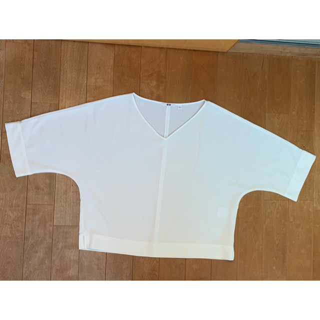 UNIQLO(ユニクロ)のブラウス　白 レディースのトップス(シャツ/ブラウス(長袖/七分))の商品写真