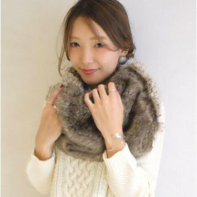 ANOTHER EDITION(アナザーエディション)のKIKO フェイクファーコンビスヌード レディースのファッション小物(ネックウォーマー)の商品写真