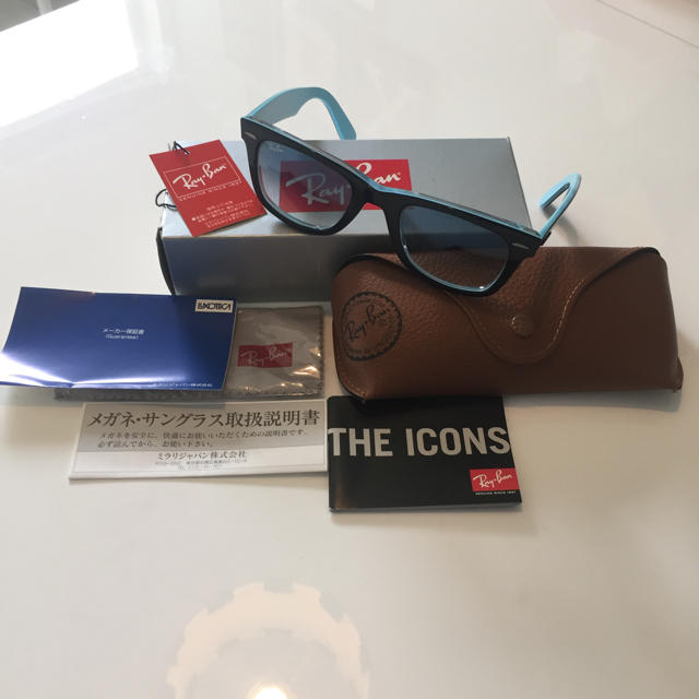 Ray-Ban(レイバン)のRay-Ban ウェイファーラー ブルーグラデ レア品 メンズのファッション小物(サングラス/メガネ)の商品写真