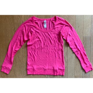 フォーエバートゥエンティーワン(FOREVER 21)のforever21#pinkカットソー#未使用品(カットソー(長袖/七分))