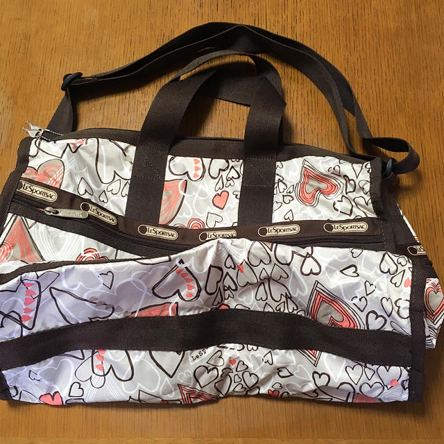 LeSportsac(レスポートサック)のレスポートサック  ボストンバッグ  鍵付き レディースのバッグ(ボストンバッグ)の商品写真