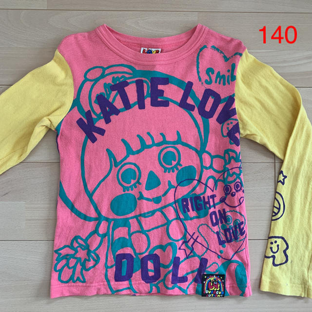 LOVE REVOLUTION(ラブレボリューション)のラブレボ 140 Tシャツ ロンT キッズ/ベビー/マタニティのキッズ服女の子用(90cm~)(Tシャツ/カットソー)の商品写真