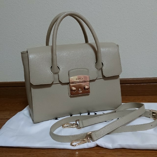 レディースFURLA  バッグ  メトロポリス  サッチェル