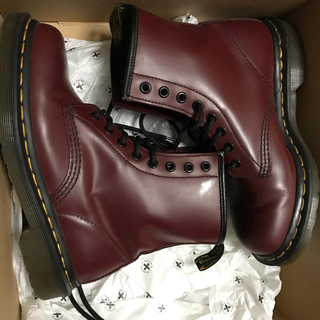 Dr.Martens(ドクターマーチン)のドクターマーチンのショートブーツ（赤） レディースの靴/シューズ(ブーツ)の商品写真