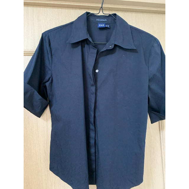 GAP(ギャップ)のGAP#ブラックストレッチシャツ#サイズXS レディースのトップス(シャツ/ブラウス(長袖/七分))の商品写真
