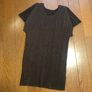 プリーツプリーズイッセイミヤケ(PLEATS PLEASE ISSEY MIYAKE)の極美品　プリーツプリーズ  茶(カットソー(半袖/袖なし))