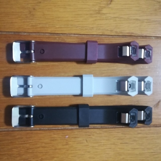 Fitbit alta HR用　交換ベルト　3本セット スポーツ/アウトドアのトレーニング/エクササイズ(トレーニング用品)の商品写真