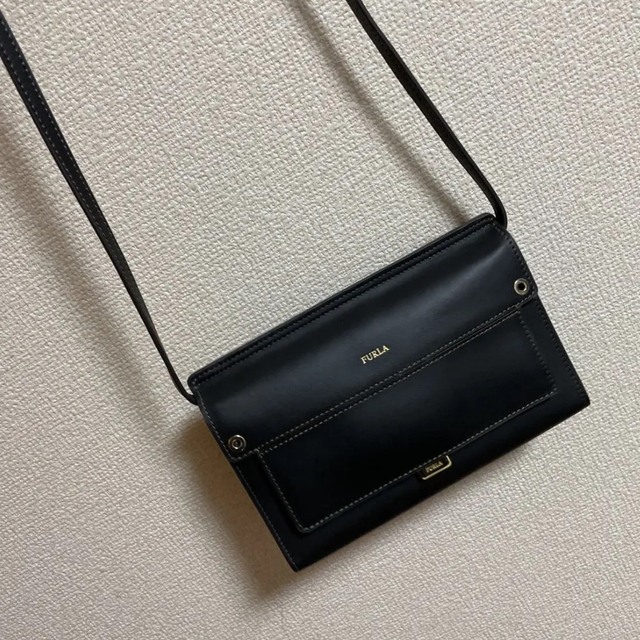 Furla(フルラ)の　FURLA LIKE MINI お財布ポシェット お財布ショルダー レディースのファッション小物(財布)の商品写真