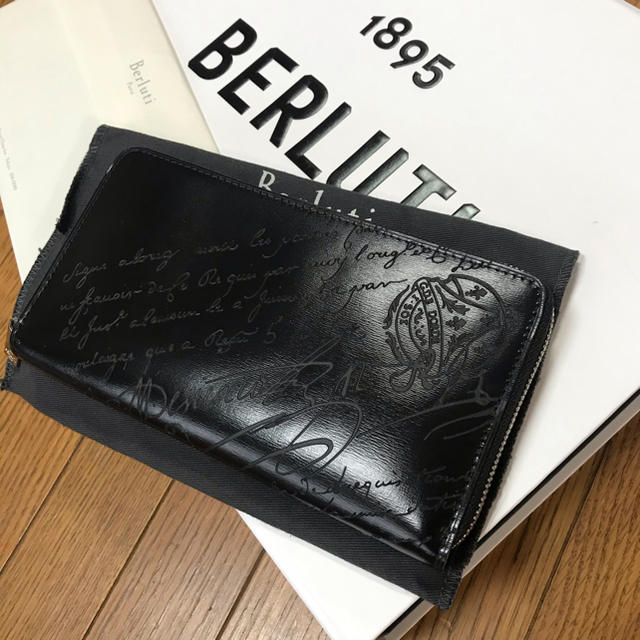 Berluti(ベルルッティ)の極美品定価約16万 20SSベルルッティBERLUTIイタウバネオ長財布 メンズのファッション小物(長財布)の商品写真