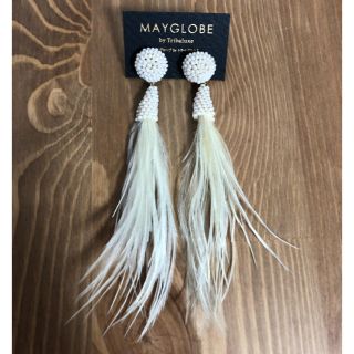 アネモネ(Ane Mone)のMAYGLOBE ピアス フェザー パール(ピアス)