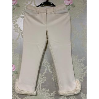 トゥービーシック(TO BE CHIC)のTOBECHICトゥービーシックのパンツです。(カジュアルパンツ)