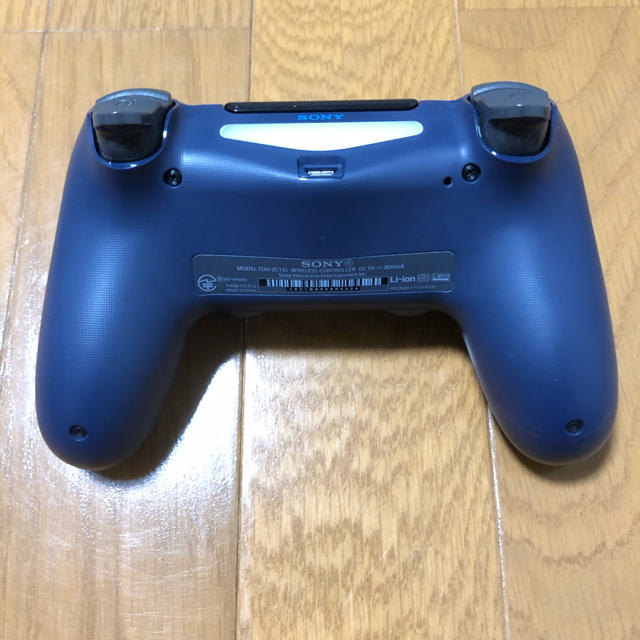 PlayStation®4 コントローラー 1