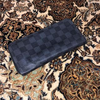 ルイヴィトン(LOUIS VUITTON)のLOUIS VUITTON ダミエ グラフィット ジッピーウォレット (長財布)