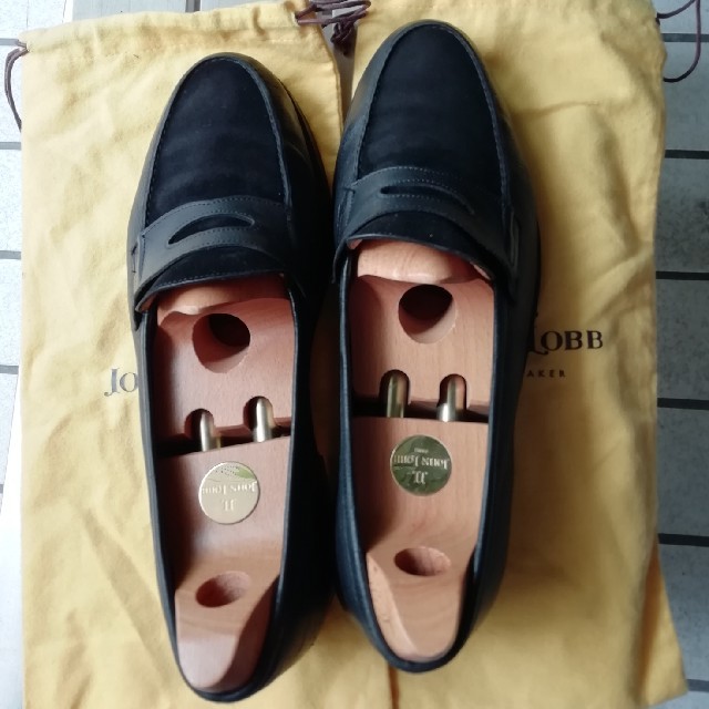 JOHN LOBB(ジョンロブ)の美品 保存袋付 ジョンロブ RIOⅡ 8EE マルバーンセット メンズの靴/シューズ(ドレス/ビジネス)の商品写真