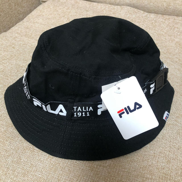 FILA(フィラ)のフィラ　黒　帽子　タグ付き メンズの帽子(ハット)の商品写真