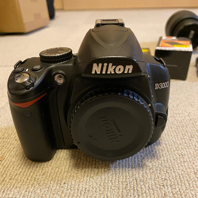 Nikon D3000 一眼レフカメラ ブラック 標準レンズセット 1