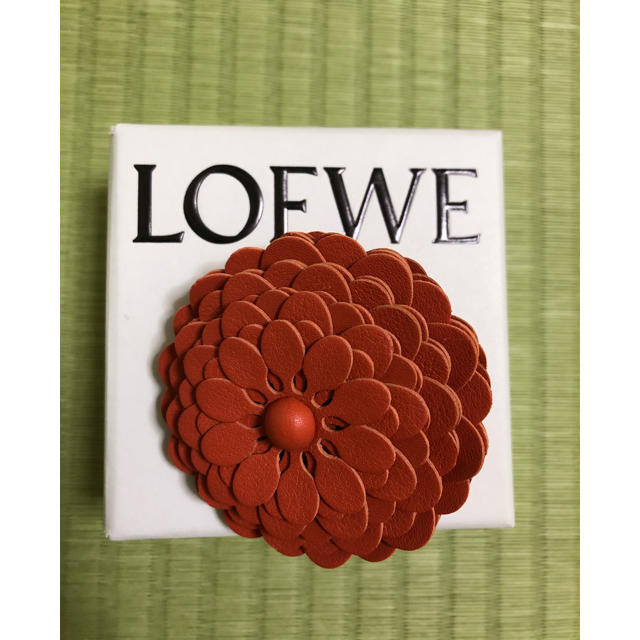 LOEWE スタットフラワー