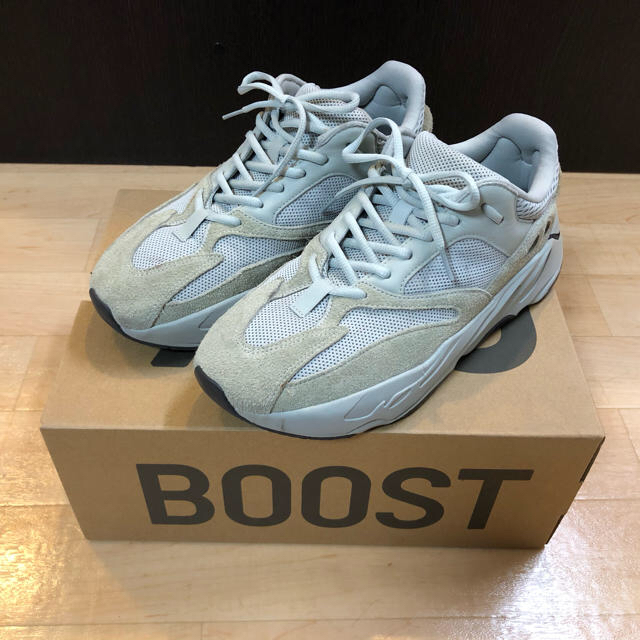 イージーブースト700 ソルト　yeezy boost 700