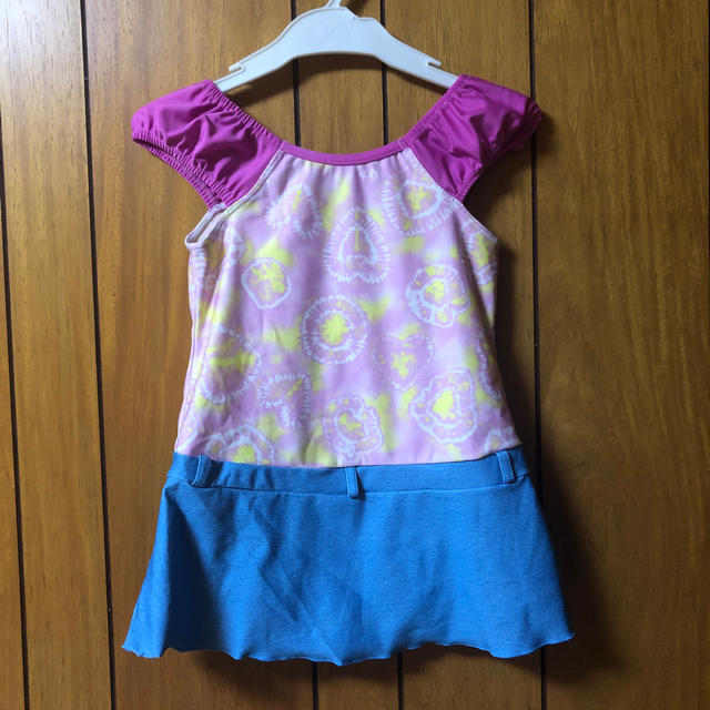 Disney(ディズニー)のミニーちゃん水着130cm キッズ/ベビー/マタニティのキッズ服女の子用(90cm~)(水着)の商品写真