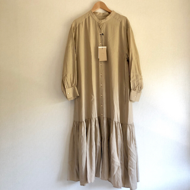 Plage(プラージュ)のma様専用❗️新品  2020SS   hem gather シャツワンピース レディースのワンピース(ロングワンピース/マキシワンピース)の商品写真