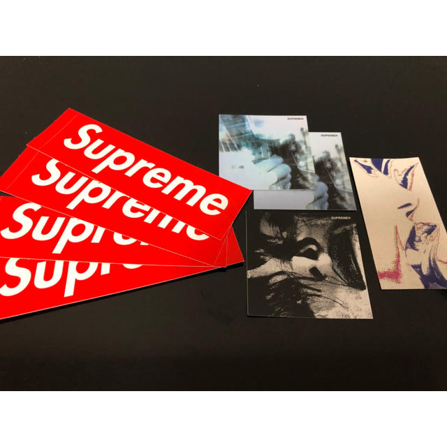 Supreme(シュプリーム)のシュプリーム ステッカー メンズのファッション小物(その他)の商品写真