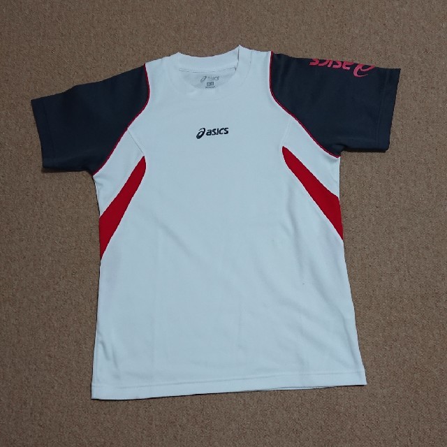 asics(アシックス)のアシックスのTシャツ150 キッズ/ベビー/マタニティのキッズ服男の子用(90cm~)(Tシャツ/カットソー)の商品写真