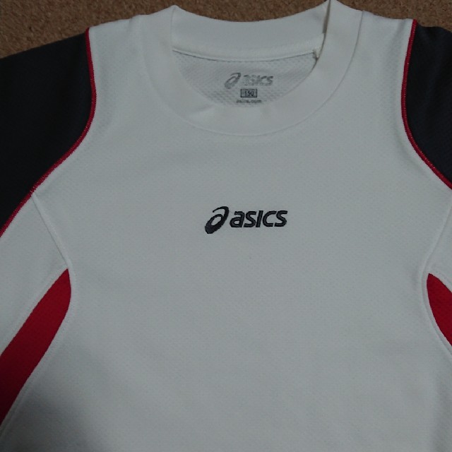 asics(アシックス)のアシックスのTシャツ150 キッズ/ベビー/マタニティのキッズ服男の子用(90cm~)(Tシャツ/カットソー)の商品写真