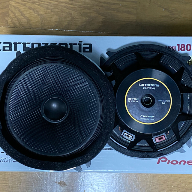 Pioneer(パイオニア)の【carrozzeria】TS-C1730S+UD-K212【欠品多数】 自動車/バイクの自動車(カーオーディオ)の商品写真